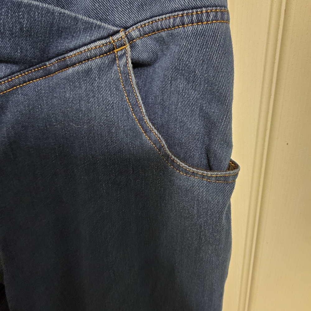 Women's Blue Jeans - Picture 2 of 5